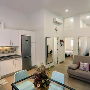 Apartamento Luminoso Apartamento En El Corazón De Triana, Sevilla